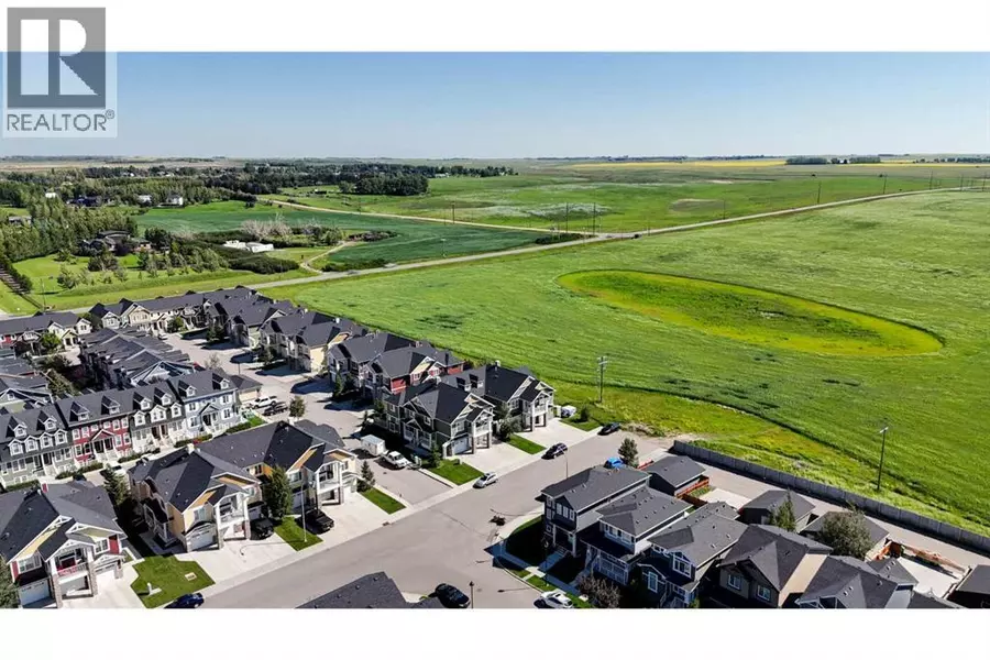 602, 2400 Ravenswood View SE, Airdrie, AB T4A0V7
