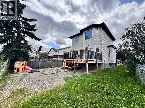 Calgary, AB T2P0X2,61 Applemont Place SE