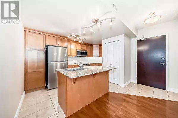 Calgary, AB T2P5P6,701, 920 5 Avenue SW