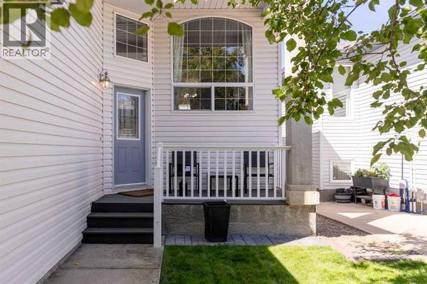 Lethbridge, AB T1K8M7,14 Heritage Circle W