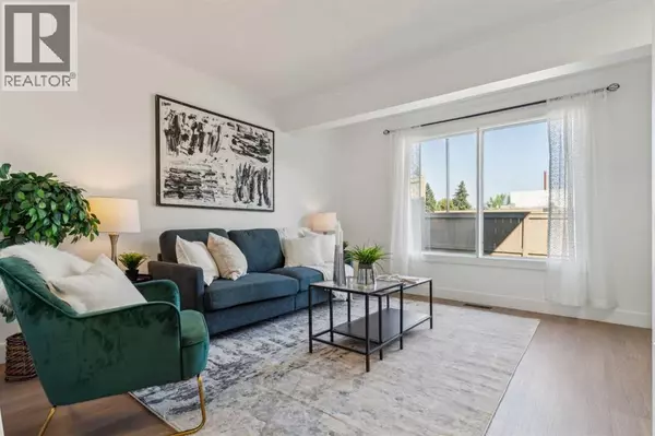 21, 1055 72 Avenue NW, Calgary, AB T2K5S4