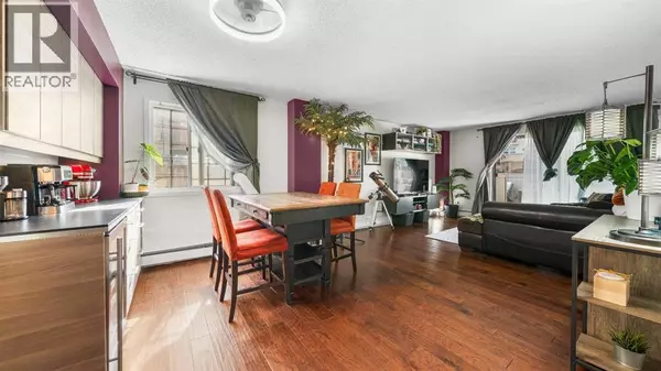 105, 1320 12 Avenue SW, Calgary, AB T2T2C6