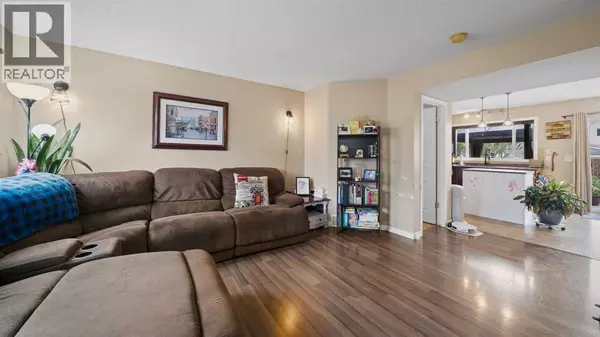 Calgary, AB T2Z4V8,221 Elgin Place SE