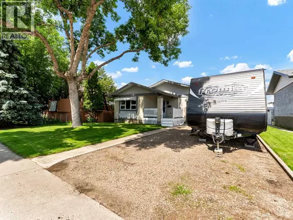 Medicine Hat, AB T1C1J2,128 Hamilton Court NE