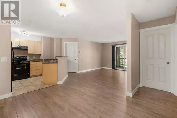 Airdrie, AB T4B3H8,8225, 304 Mackenzie Way SW