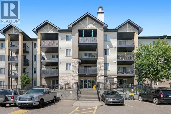 8225, 304 Mackenzie Way SW, Airdrie, AB T4B3H8
