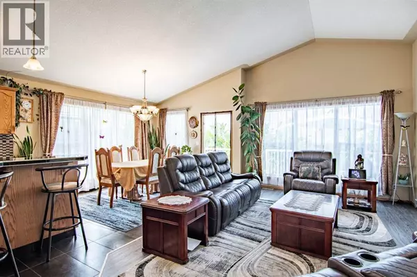 Red Deer, AB T4R0B8,4 Isbister Close