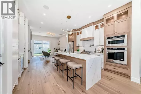 Calgary, AB T2T0W3,2313 23 Avenue SW