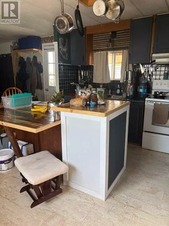 Beaverlodge, AB T0H0C0,57, 600 14 Street