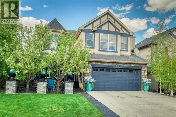 63 Discovery Ridge Circle SW, Calgary, AB T3H5T8