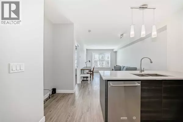 Calgary, AB T3E8A9,3210, 95 Burma Star Road SW