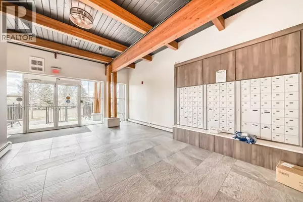 Calgary, AB T3E8A9,3210, 95 Burma Star Road SW