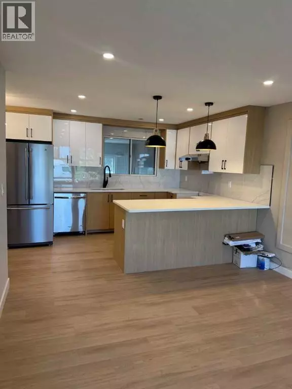 Calgary, AB T3J1A9,219 Falwood Way NE