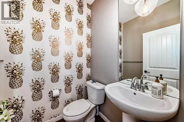 Calgary, AB T2X2B5,94 Legacy Woods Place SE