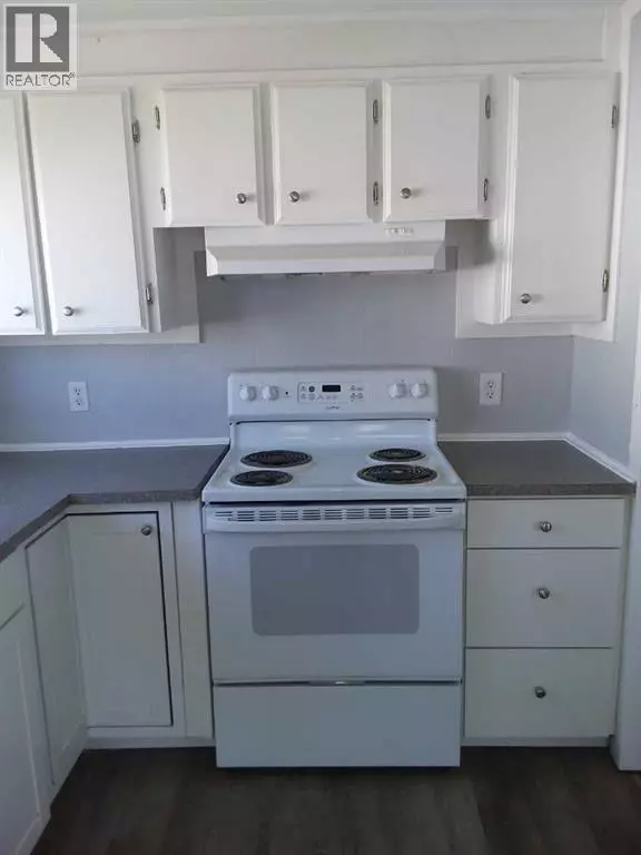 High River, AB T1V1J4,129 Sunset Way NE