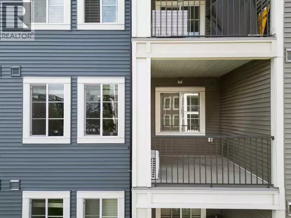 Calgary, AB T2Z5C9,3219, 99 Copperstone Park SE