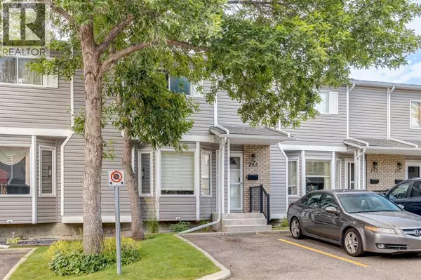 245 Cedarwood Park SW, Calgary, AB T2W5X6