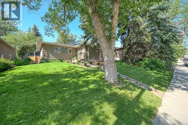 13 Meadowview Road SW, Calgary, AB T2V1V9