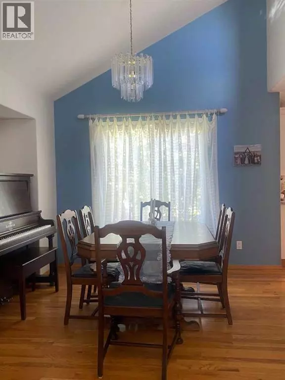 Sylvan Lake, AB T4S1W3,2 Pritchard Close