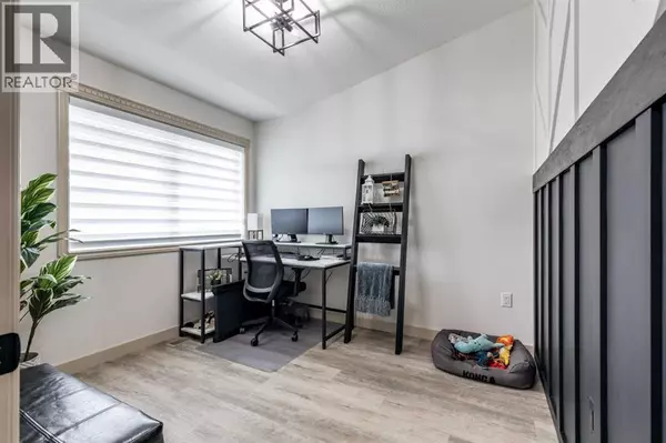 Medicine Hat, AB T1B0M1,48 Somerside Way SE