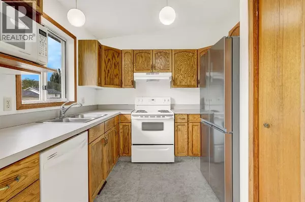 Grande Prairie, AB T8W2A4,10513 83 Avenue