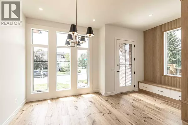 Calgary, AB T2T6N7,2050 41 Avenue SW