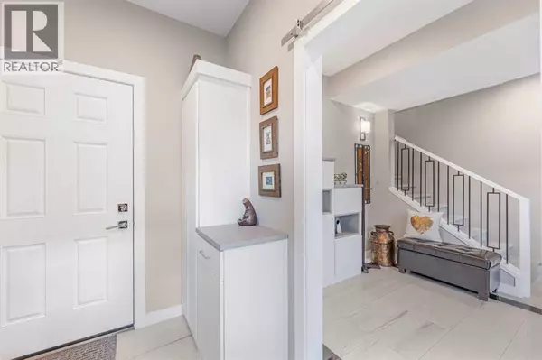 Calgary, AB T3H6B2,846 78 Street SW