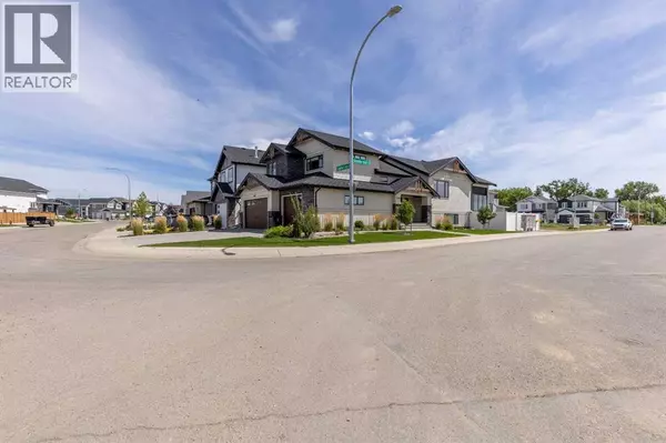Lethbridge, AB T1K8G4,648 Sixmile Crescent S