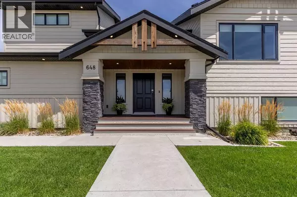 Lethbridge, AB T1K8G4,648 Sixmile Crescent S