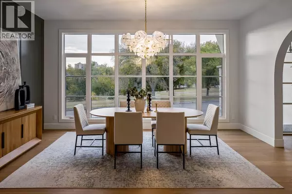 Calgary, AB T2N3W2,2920 Toronto Crescent NW