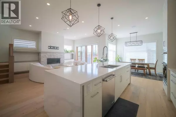 Calgary, AB T2E2C6,419 29 Avenue NE