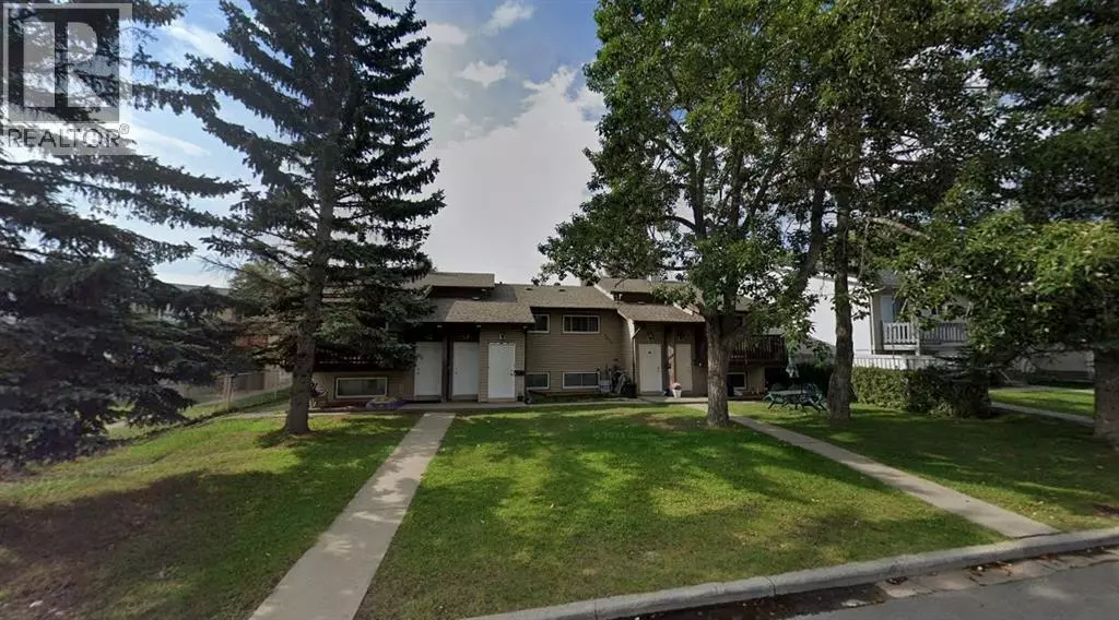 Calgary, AB T3B1X5,7511 41 Avenue NW