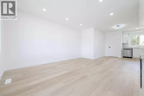Calgary, AB T2A5P4,64 Malvern Crescent NE
