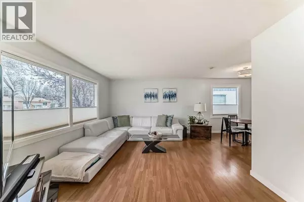 Calgary, AB T2A2Z7,5023 Marlborough Drive NE