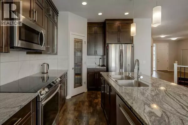 Airdrie, AB T4A3K2,2084 Ravensdun Crescent SE