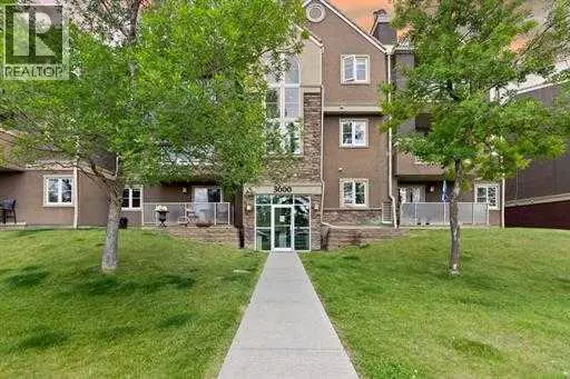Calgary, AB T3A3Y8,14, 3014 Edenwold Heights NW