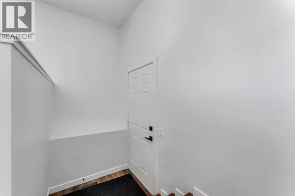 Calgary, AB T2W5A8,199 Cedardale Road SW