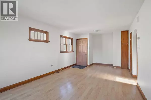 Red Deer, AB T4N1N3,4914 46 Street