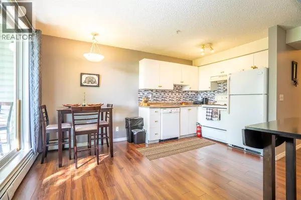 Calgary, AB T2A7Z3,4112, 1620 70 Street SE