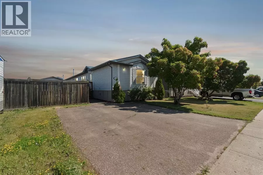 116 Balsam Way, Fort Mcmurray, AB T9K0E9