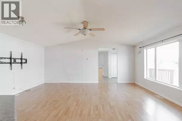 Fort Mcmurray, AB T9K0E9,116 Balsam Way