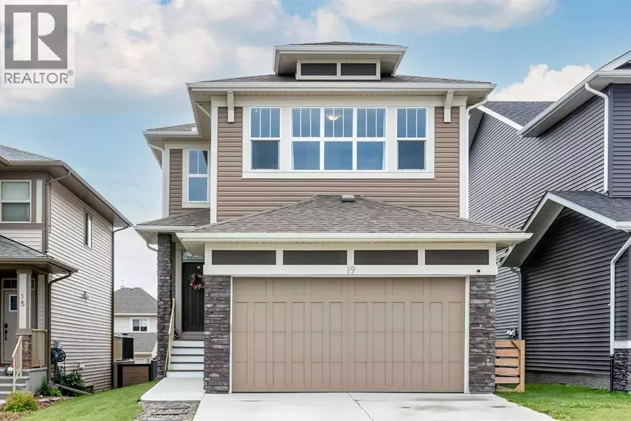 19 Heritage Heights, Cochrane, AB T4C2R4