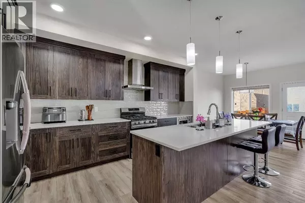 28 Savanna Link NE, Calgary, AB T3J2H3