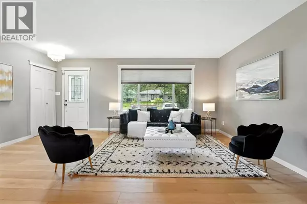 Calgary, AB T2J0A7,284 Acadia Drive SE