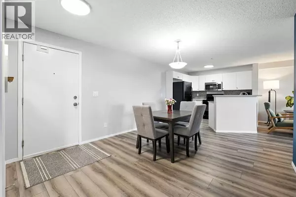 Airdrie, AB T4B3H6,7204, 304 Mackenzie Way SW
