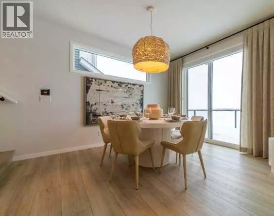 Calgary, AB T3P2R9,136 Lucas Gardens NW