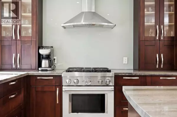 Calgary, AB T3B4C8,127 Varsity Estates Grove NW
