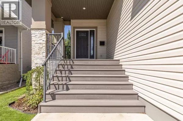 Lethbridge, AB T1K5V5,428 Sixmile Cove S