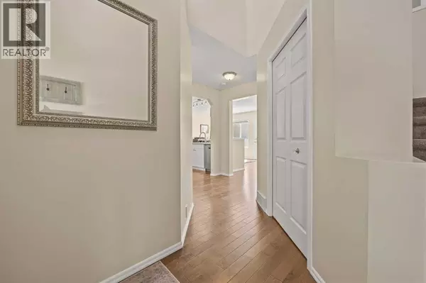 Calgary, AB T2Y3H8,71 Somercrest Close SW