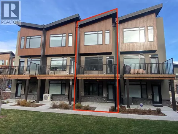 85 Royal Elm Green NW, Calgary, AB T3G0G8